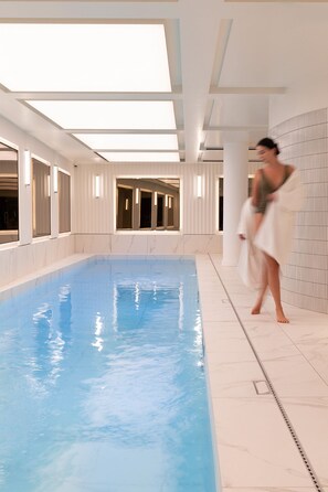 Piscine couverte