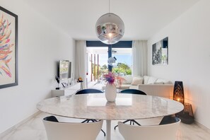 Interior - Apartment 'Ground Floor 2bed Miradores Del Sol' with Shared Pool, Wi-Fi and Air Conditioning (Estepona)