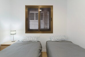 2 Schlafzimmer, Bügeleisen/Bügelbrett, kostenloses WLAN, Bettwäsche