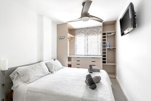 2 dormitorios, tabla de planchar con plancha, wifi gratis y ropa de cama