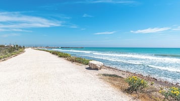 Vlak bij het strand