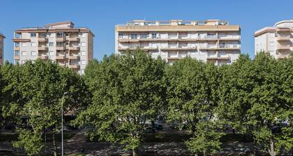 Apartment "Jardín X" close to the Sea with Shared Pool & Wi-Fi