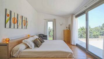 5 chambres, fer et planche Ă repasser, Wi-Fi gratuit, draps fournis