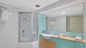 Duschwanne, Handtücher