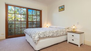 3 bedrooms, iron/ironing board