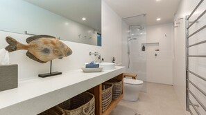 Dusche, Haartrockner