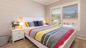 2 chambres, fer et planche à repasser, accès Internet, draps fournis