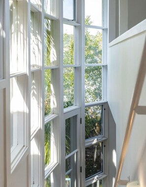 Interior - Eureka @ Blueys Beach (Boomerang Beach)