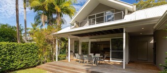 The Beach House @ Lizzie