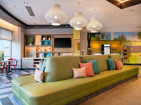 Lobby. Home2 Suites By Hilton Atlanta Airport College Park