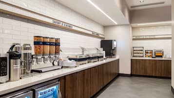 Tägliches inbegriffenes Frühstücksbuffet