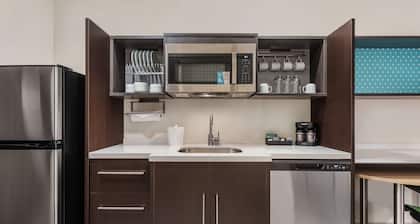 Home2 Suites By Hilton Cedar Rapids Westdale