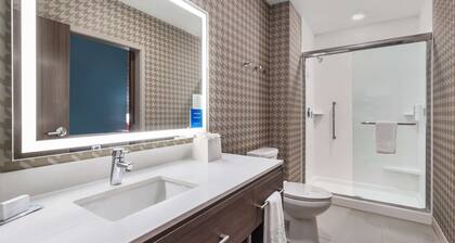 Home2 Suites By Hilton Cedar Rapids Westdale