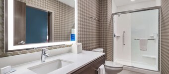 Home2 Suites By Hilton Cedar Rapids Westdale