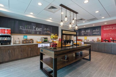 Hampton Inn Marianna I-10