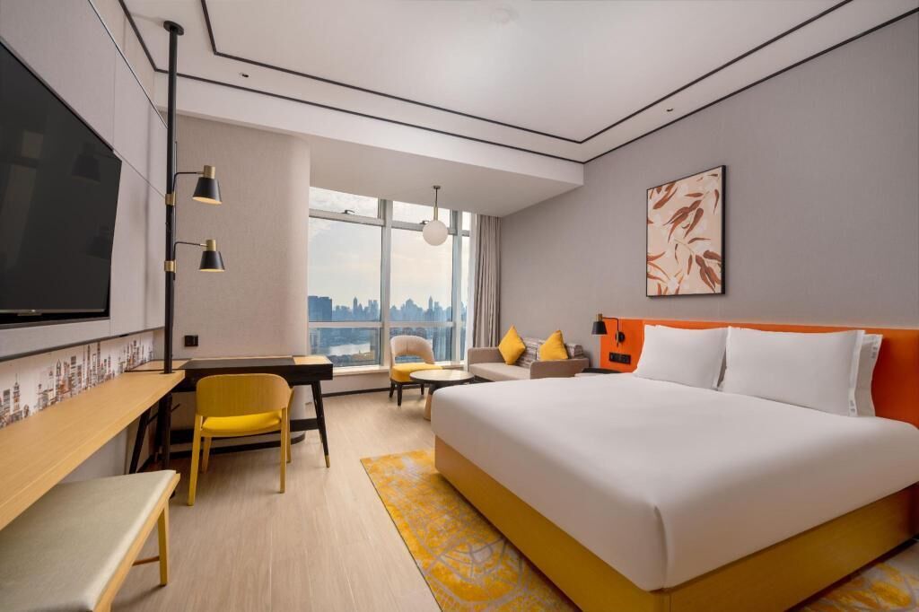 Down comforters, minibar, in-room safe, desk