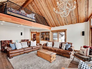 Interior - Mountain Haven • Sundance, Utah • Hot tub • Game room • Bunk room and kid`s loft • Deluxe beds and linens • Mountain Cabins Utah (Sundance)