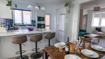 Fridge, dishwasher, electric kettle, toaster