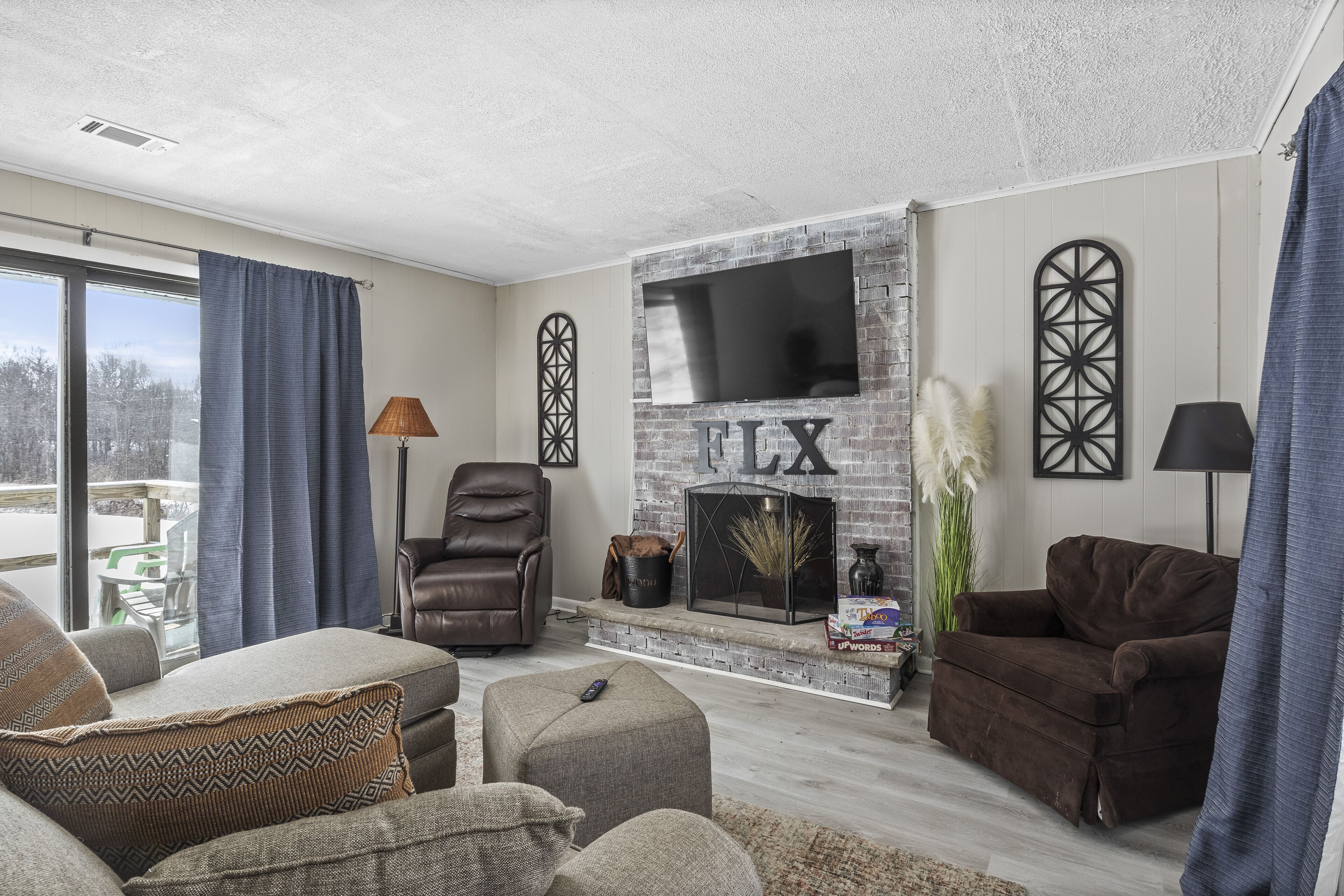 Hillside Cabin | Close to Naples | FLX Wineries