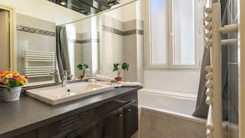 Bathtub, hair dryer