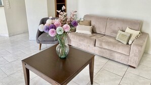 Living area - PET231 (Cannes)