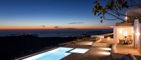 Villa | Basseng | Utendørsbasseng