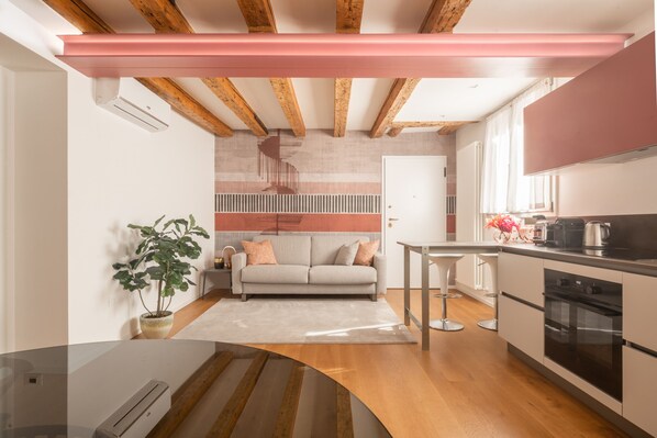 Fridge, oven, dishwasher, electric kettle