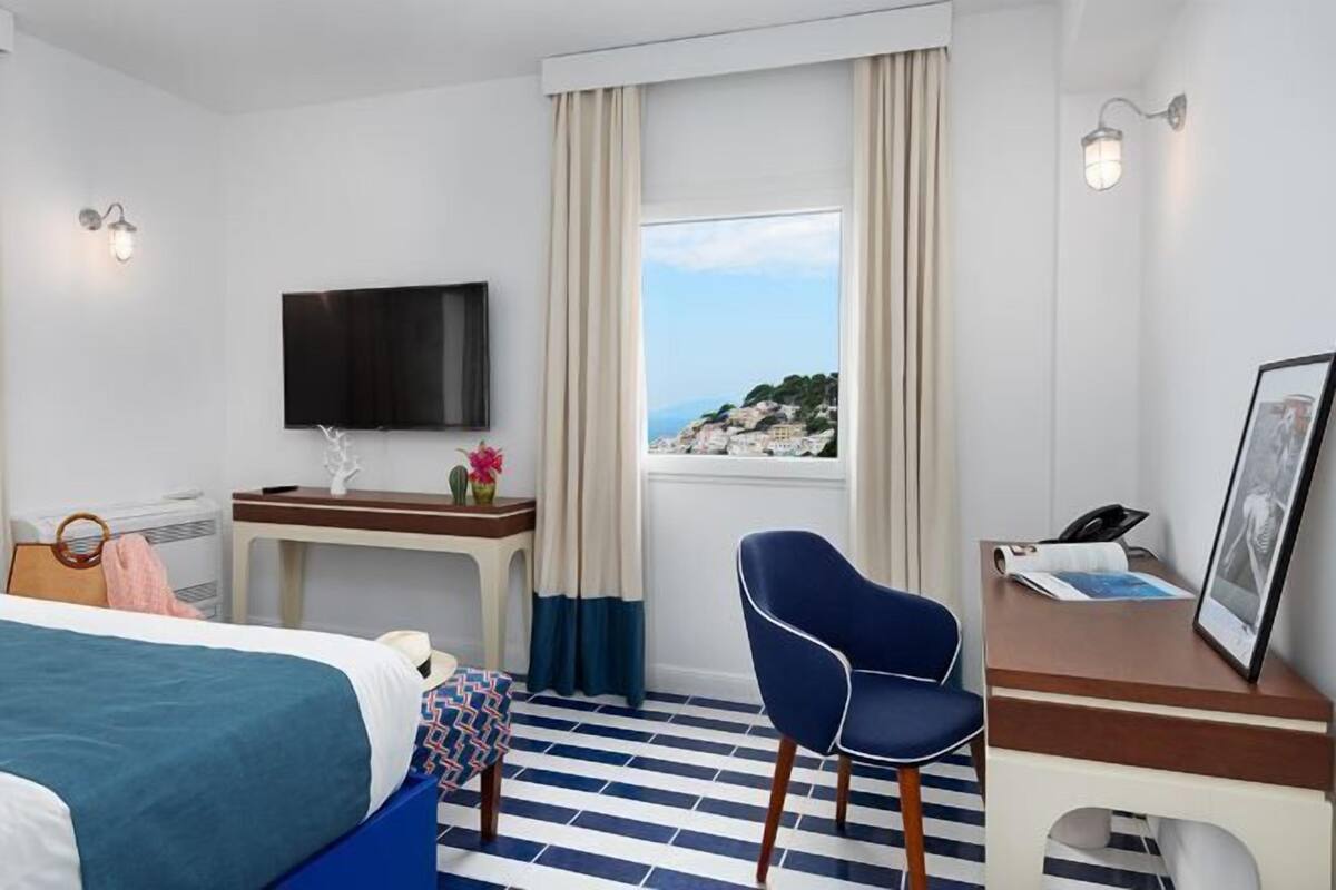 Premium bedding, minibar, in-room safe, desk