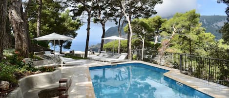 Seasonal outdoor pool