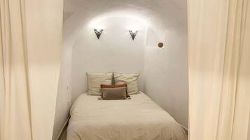 1 chambre, fer et planche Ă repasser, lit parapluie, Wi-Fi