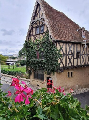 Appartement Douillet et Confortable Très Bien Situé Dans le Quartier Historique