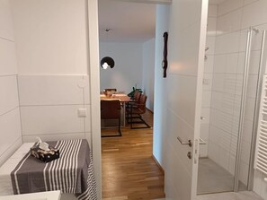 1 bedroom, iron/ironing board, WiFi - Luxury Sunrise by Interhome (Pörtschach am Wörthersee)