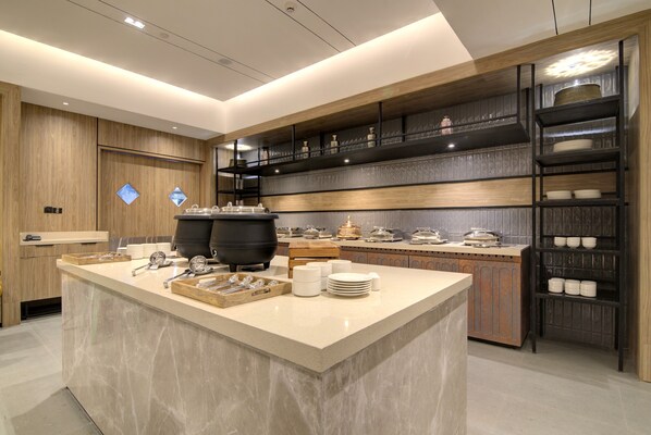 Desayuno buffet todos los días (con cargo)