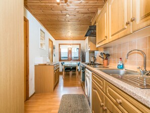 Cottage | Private kitchen | Fridge, electric kettle, toaster, cookware/dishes/utensils - Chalet No.2 (Skipton)