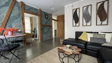 Departamento | Área de sala de estar | Smart TV de 43 pulgadas con canales digitales y televisión