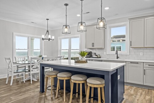 Ocean View Home with Elevator/Pool (Forever Blue)