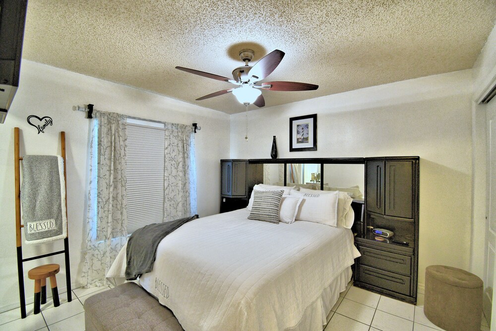 Chain of Lakes Charms & Magical Adventures Await Stay Minutes from