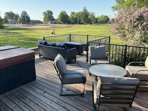 Terrace/patio - Enjoy Golf Course views with hot tub and fire pit. (Altoona)