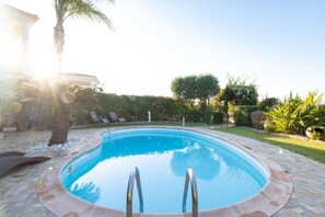 Beheizter Pool