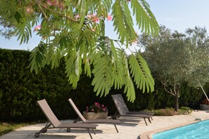 Piscine extérieure, piscine chauffée