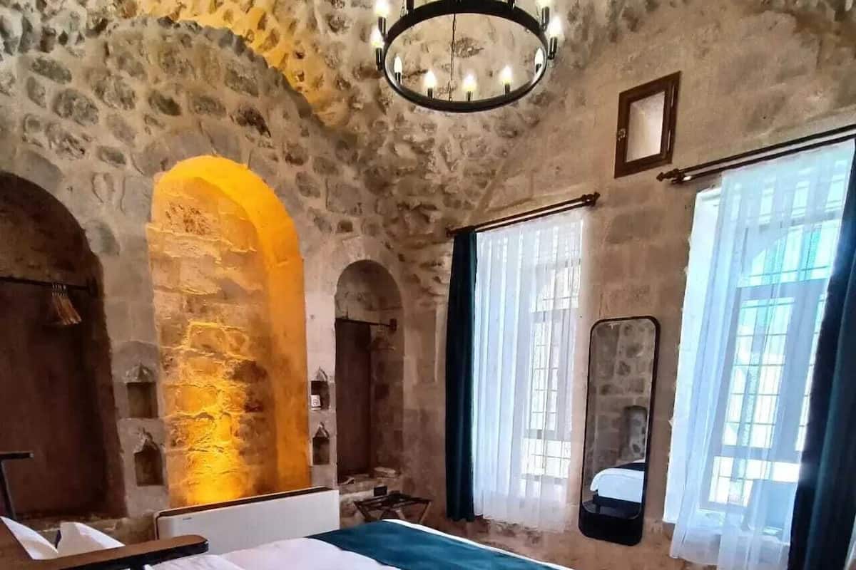 Family Room | Free minibar, iron/ironing board, free WiFi, bed sheets