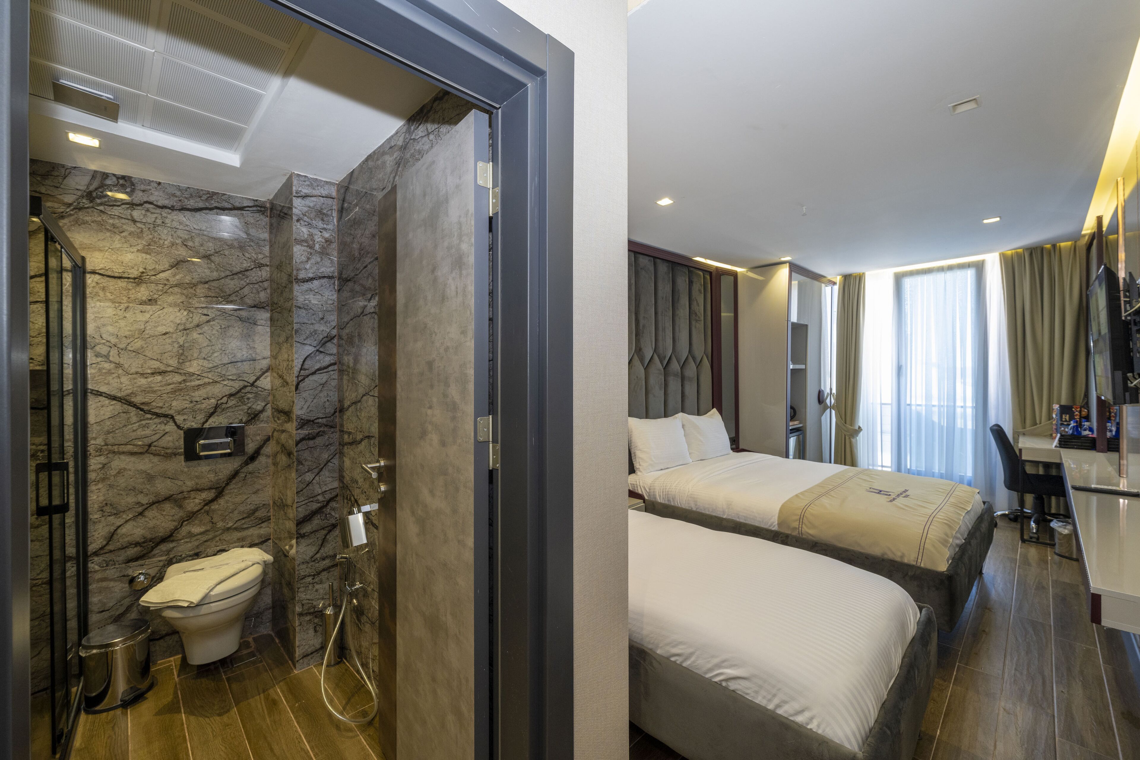 Heaven Premium Airport Hotel