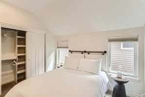 4 chambres, fer et planche à repasser, Wi-Fi gratuit, draps fournis