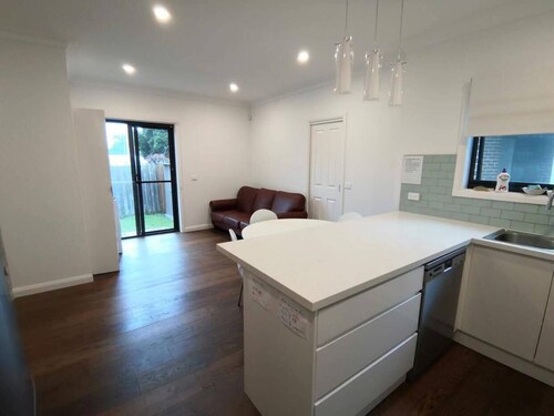 A Room located in Beautiful quiet court near The Glen
