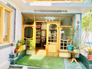 Majoituspaikan julkisivu