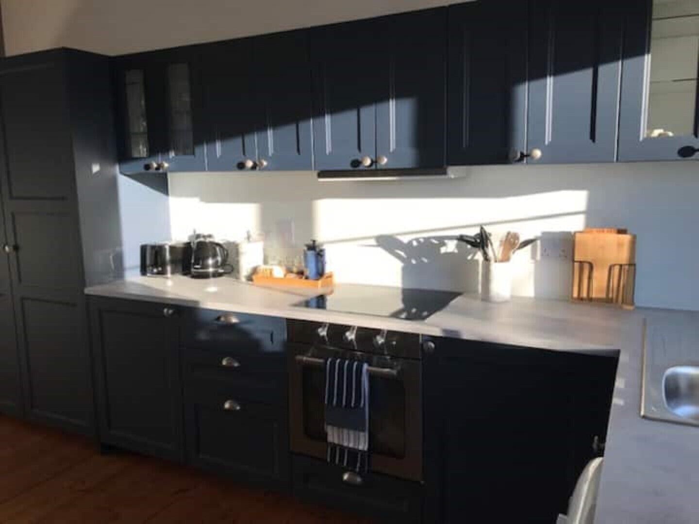 Belmont Chapel Cottage, 2 bed in Acharacle with stunning views of Loch Shiel