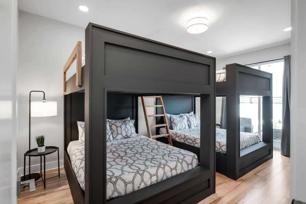 9 bedrooms, iron/ironing board, travel cot, WiFi