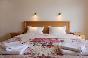 2 bedrooms, free WiFi, bed sheets