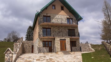 Esterni