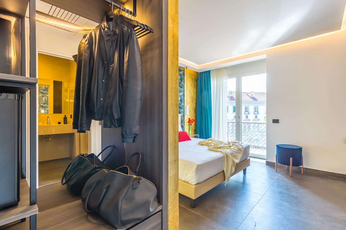 Design kamer, 1 tweepersoonsbed, uitzicht op stad | Luxe beddengoed, donzen dekbedden, pillowtop-bedden, een minibar